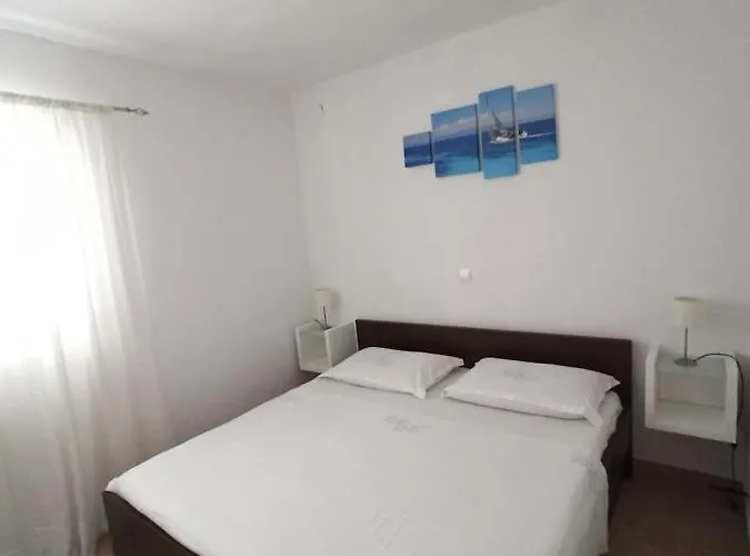 Apartman Boni02 Gdinj