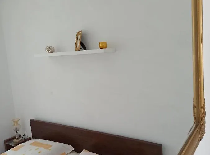 Boni02 Apartman Gdinj
